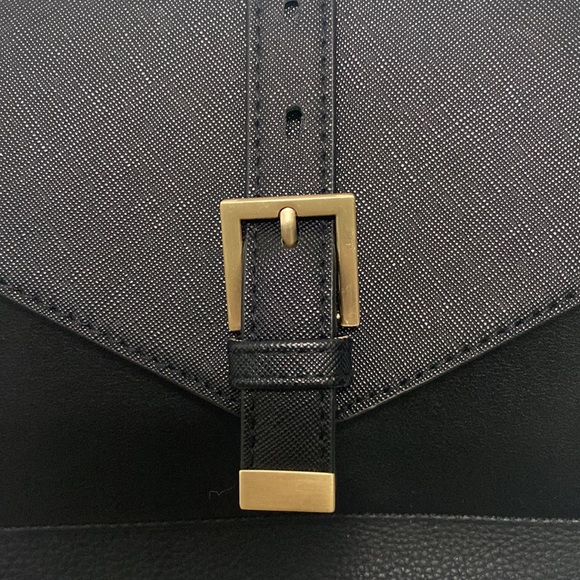 Black fashion crossbody envelope style bag 10x7x3 - Picture 3 of 9